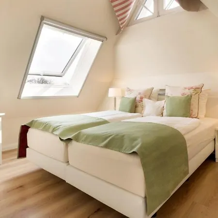 Holiday home Luette Marie Zingst