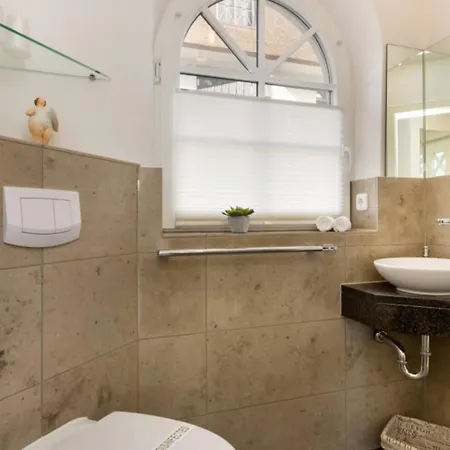 Luette Marie ツィングシュト